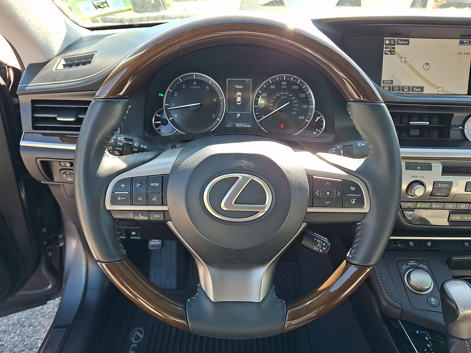 Used 2016 Lexus ES 350 w/ Navigation System Package FWD image 19