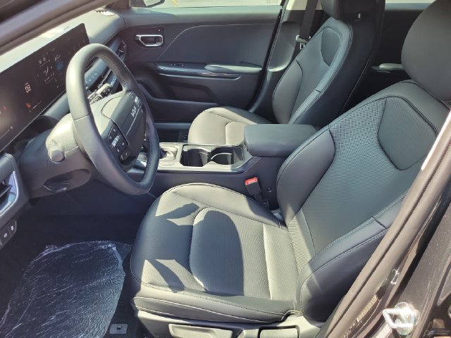 New 2026 Kia K4 EX FWD image 14