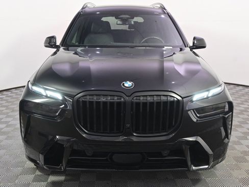 Used 2025 BMW X7 xDrive40i w/ M Sport Package image 10