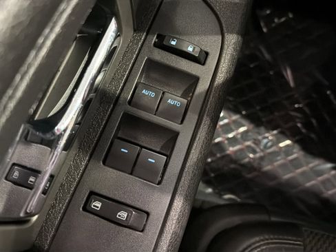 Used 2013 Ford F150 Raptor w/ Luxury Equipment Group AWD/4WD image 19