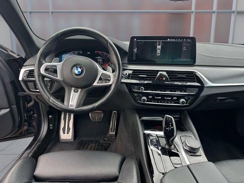 Used 2022 BMW 530i xDrive w/ M Sport Package AWD/4WD image 23