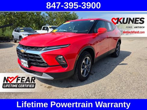 Used 2025 Chevrolet Blazer LT AWD/4WD image 4