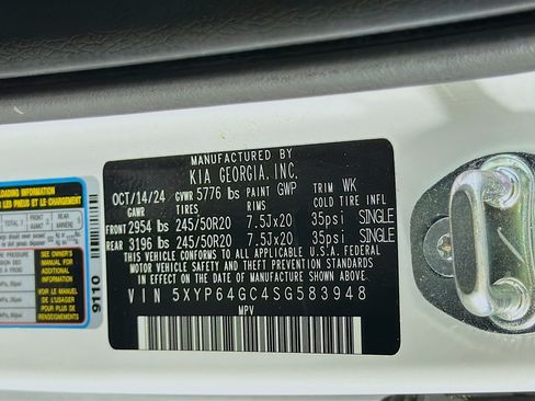 Used 2025 Kia Telluride S FWD image 12