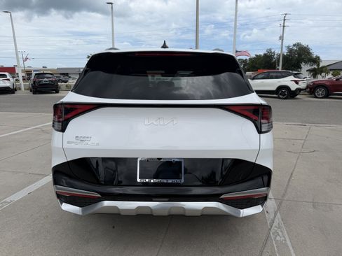 Certified 2024 Kia Sportage SX FWD image 5