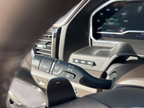 Used 2023 GMC Sierra 1500 Denali image 26