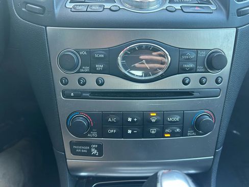 Used 2013 INFINITI G37 Journey w/ Premium Pkg image 7