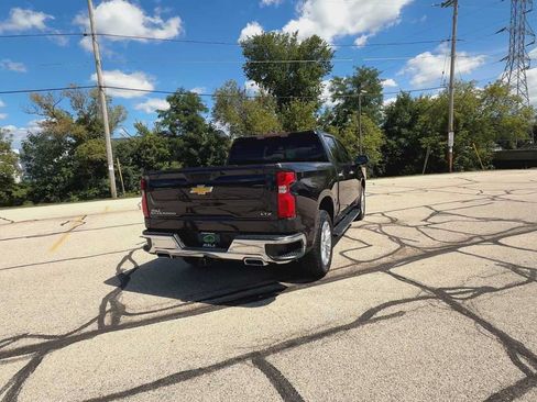 Used 2023 Chevrolet Silverado 1500 LTZ AWD/4WD image 7