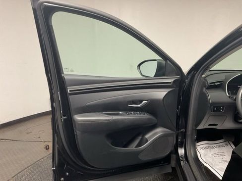 Used 2022 Hyundai Tucson Blue AWD/4WD image 9