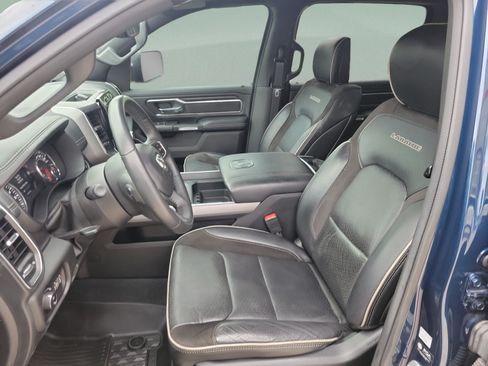 Used 2023 RAM 1500 Laramie AWD/4WD image 9