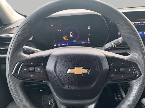Used 2025 Chevrolet TrailBlazer LT AWD/4WD image 10