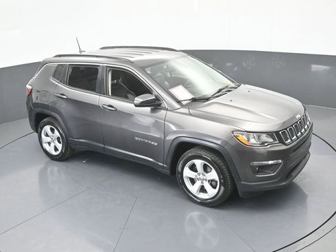 Used 2021 Jeep Compass Latitude image 48