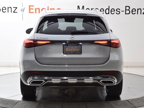 Certified 2023 Mercedes-Benz GLC 300 image 5