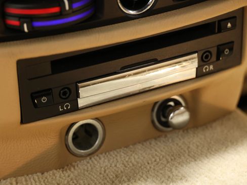 Used 2011 Rolls-Royce Ghost RWD image 70