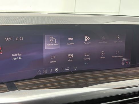 Certified 2025 Cadillac Escalade Luxury w/ LPO, Floor Liner Package AWD/4WD image 22