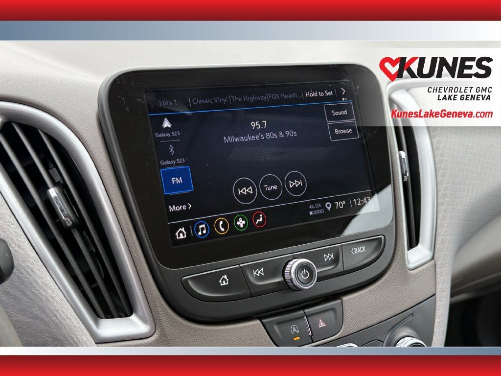 Used 2025 Chevrolet Malibu LT FWD image 22