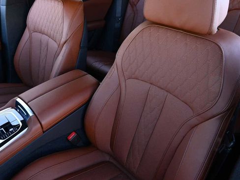 New 2026 BMW X6 xDrive40i image 9