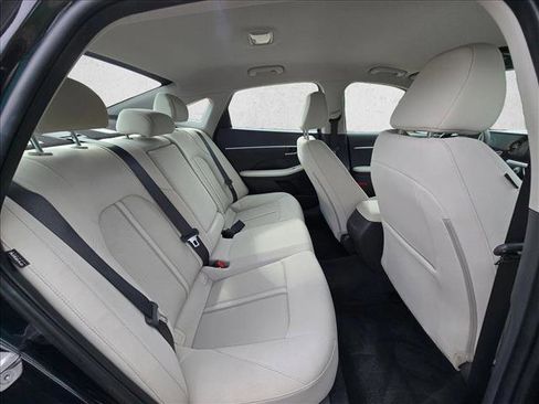 Used 2025 Hyundai Sonata SEL FWD image 19