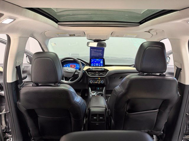 Used 2021 Ford Escape Titanium w/ Titanium Elite Package AWD/4WD image 30