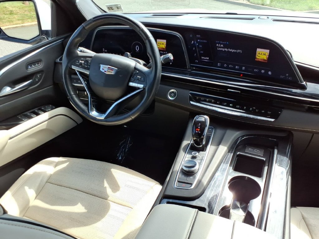 Used 2022 Cadillac Escalade Sport w/ Touring Package AWD/4WD image 17