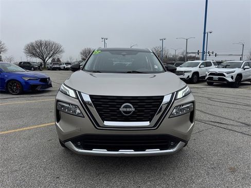 Used 2022 Nissan Rogue Platinum w/ Head-Up Display Package image 3