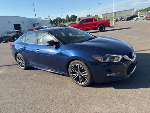 Used 2017 Nissan Maxima Platinum w/ Medallion Package FWD image 6