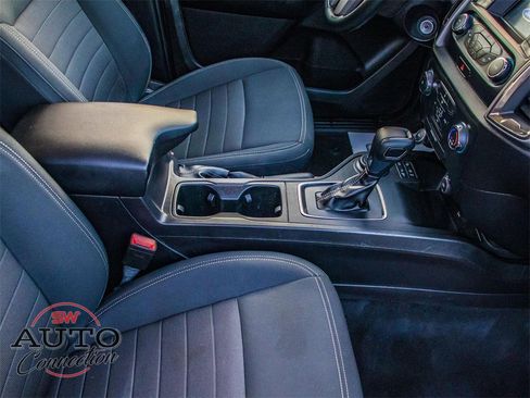 Used 2019 Ford Ranger XLT w/ FX4 Off-Road Package image 14