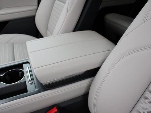 New 2026 Lincoln Nautilus Reserve w/ Jet Appearance Package image 30