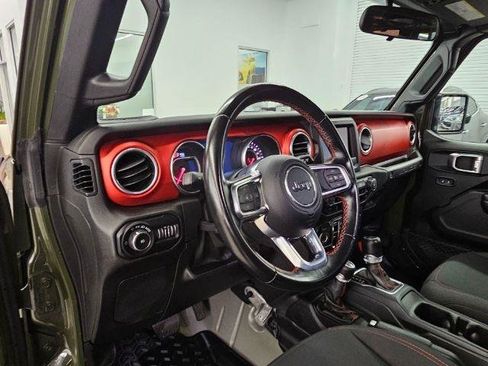 Used 2020 Jeep Wrangler Unlimited Rubicon AWD/4WD image 13