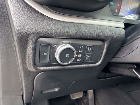 Used 2022 Ford Explorer XLT w/ Equipment Group 202A image 23