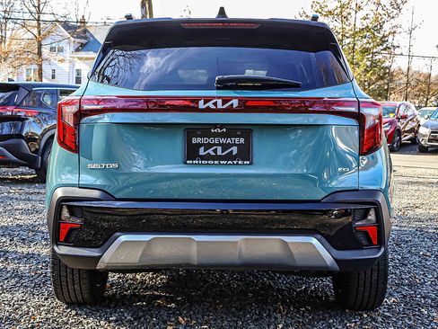 Certified 2024 Kia Seltos SX image 5