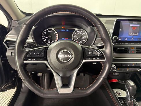 Used 2023 Nissan Altima 2.5 SR image 13