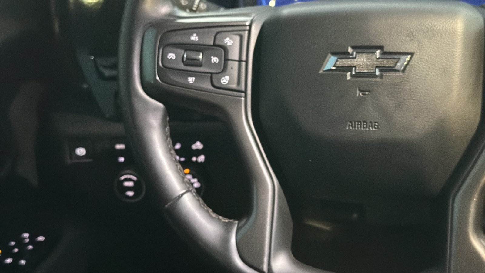 Used 2025 Chevrolet Silverado 2500 ZR2 w/ ZR2 Bison Edition AWD/4WD image 13