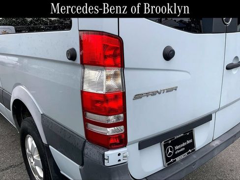 Used 2016 Mercedes-Benz Sprinter 2500 image 26