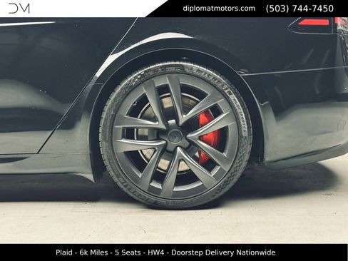 Used 2025 Tesla Model S Plaid AWD/4WD image 37