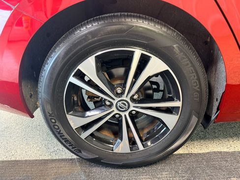 Used 2022 Nissan Sentra SV FWD image 17