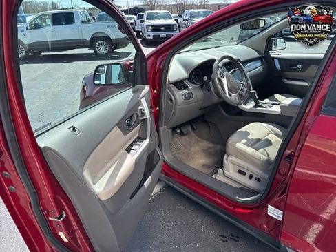 Used 2013 Ford Edge SEL FWD image 9