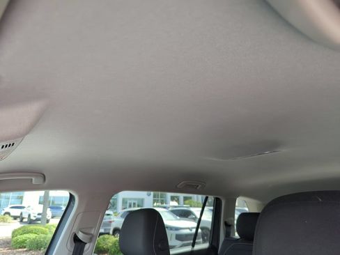 Used 2023 Volkswagen Tiguan S FWD image 30