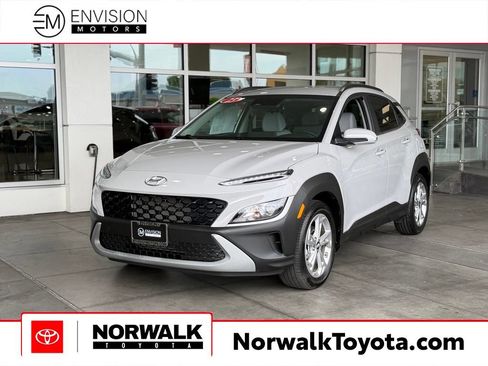 Used 2023 Hyundai Kona SEL FWD image 1