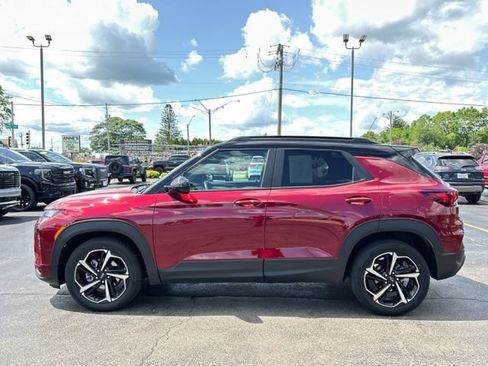 Used 2023 Chevrolet TrailBlazer RS FWD image 6