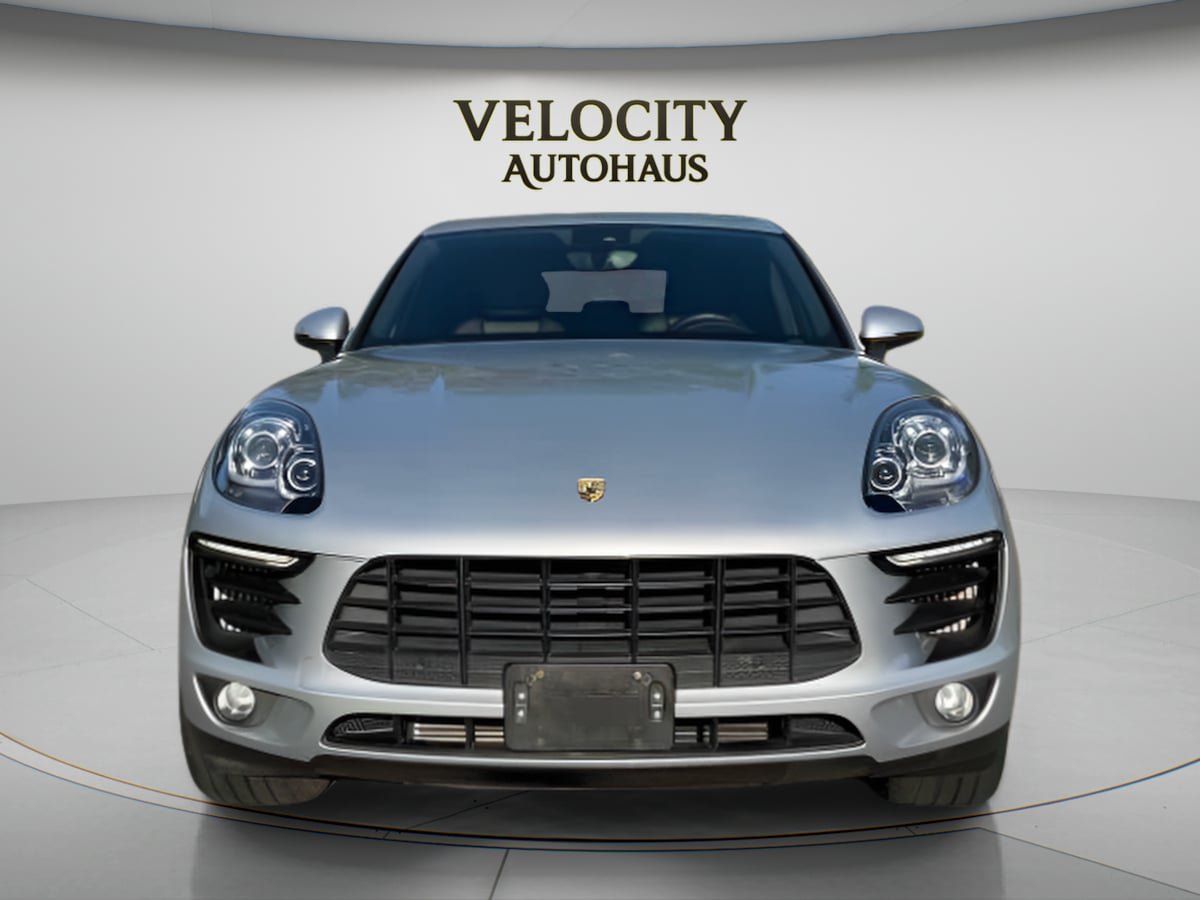 Used 2018 Porsche Macan S AWD/4WD image 2