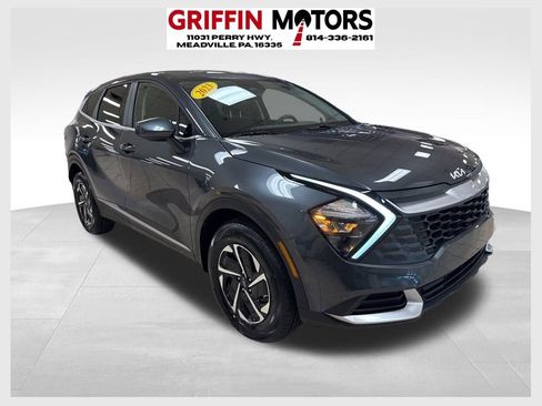 Used 2023 Kia Sportage LX image 1