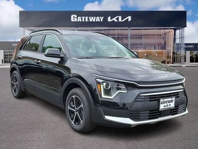 New 2025 Kia Niro EX