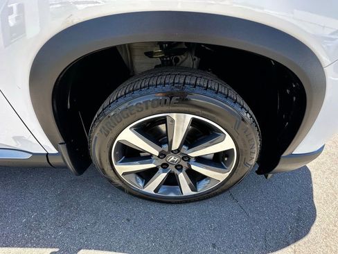 Used 2023 Honda Pilot Elite image 13