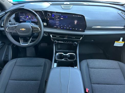 New 2026 Chevrolet Traverse LT w/ Enhanced Driving Package image 12