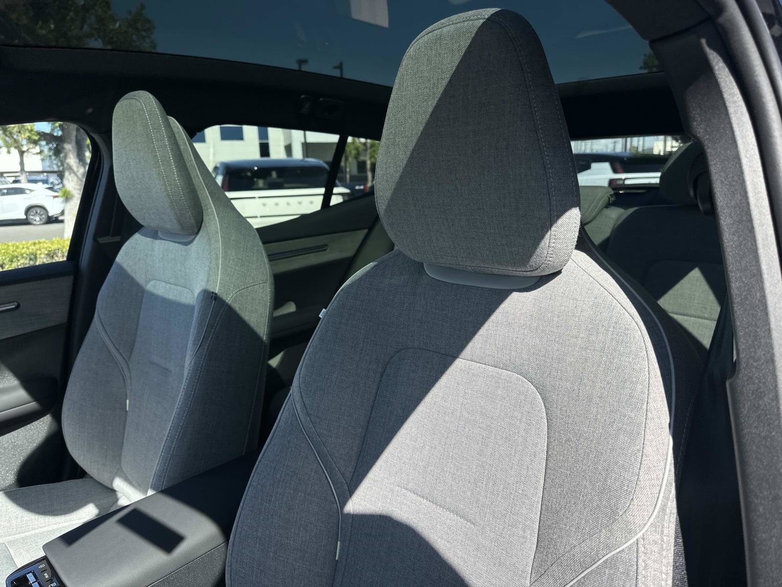 New 2026 Volvo EX30 Ultra AWD/4WD image 15