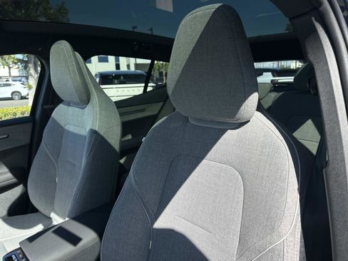 New 2026 Volvo EX30 Ultra w/ Climate Package image 15