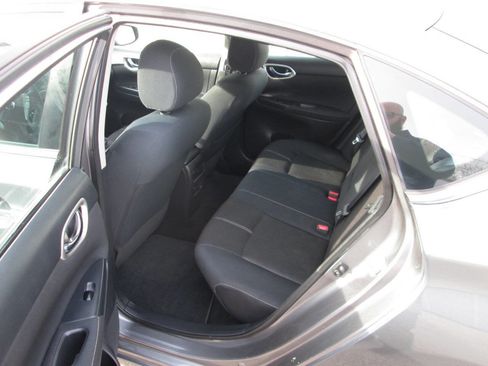Used 2015 Nissan Sentra S image 16
