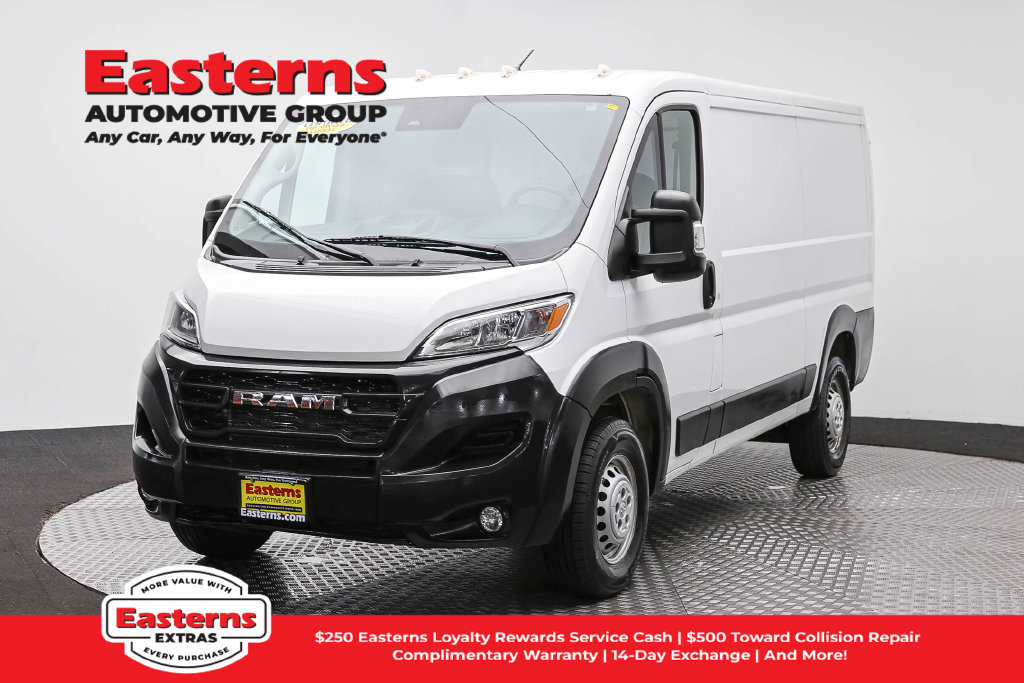 Used 2025 RAM ProMaster 2500 w/ Convenience Group FWD image 1