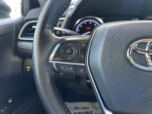 Certified 2020 Toyota Camry XLE w/ Navigation Package image 25