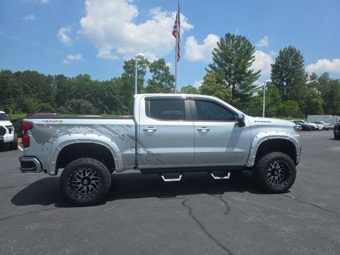 Used 2020 Chevrolet Silverado 1500 LT AWD/4WD image 9